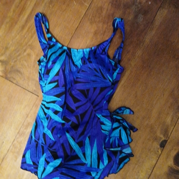 Maxine of Hollywood One-Piece Blue Teal Modest Faux Wrap skirt Bathing S… - Picture 1 of 6